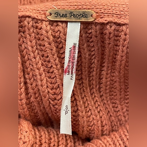 Free People Layer Cake Trapeze Turtleneck Sweater Size Small - Picture 11 of 12